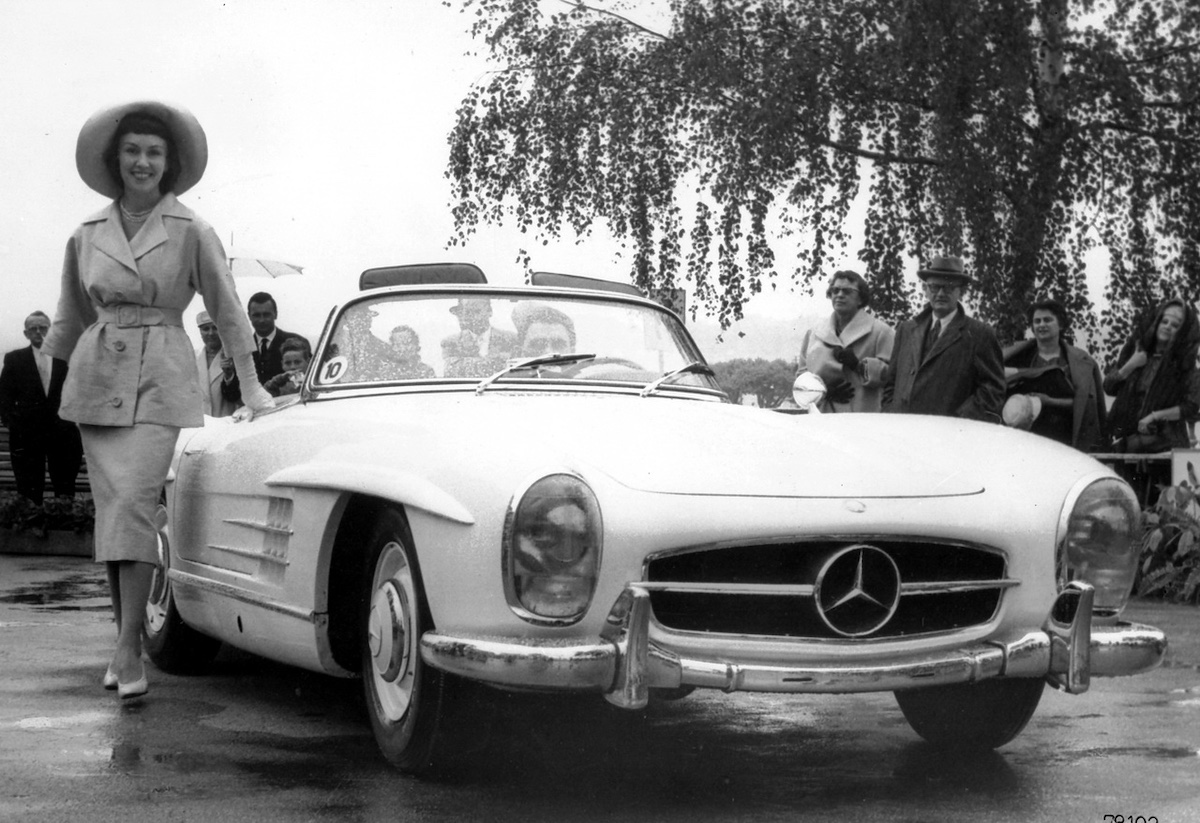 Mercedes-Benz Italia celebra le Cabriolet ad Auto e Moto d’Epoca 2024