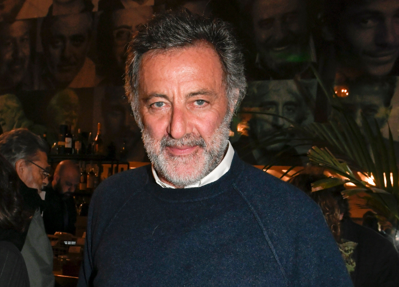 Se mi lasci non vale, Luca Barbareschi si infuria con i giornalisti: “Copiato da Temptation Island? Raccontiamo storie vere” Se mi lasci non vale, Luca Barbareschi si infuria con i giornalisti: “Copiato da Temptation Island? Raccontiamo storie vere”