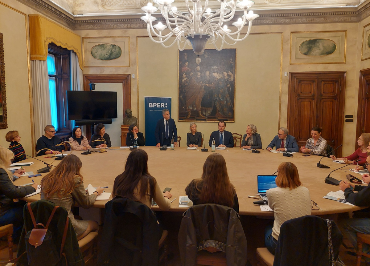 La Galleria BPER Banca inaugura la mostra collettiva “PRIMA. Che io possa andare oltre” La Galleria BPER Banca inaugura la mostra collettiva “PRIMA. Che io possa andare oltre”