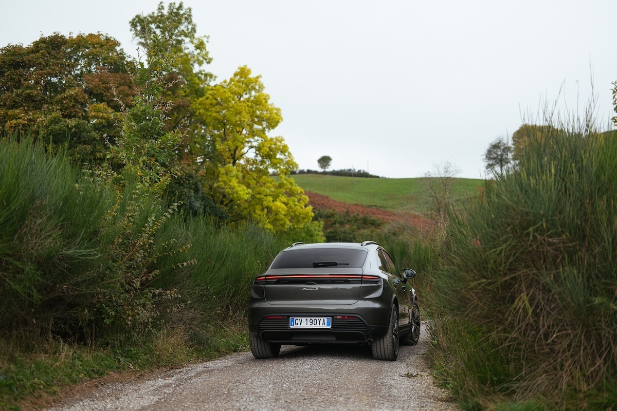 Porsche: nuova Macan Elettrica, potenza, versatilità e prestazioni senza compromessi Porsche: nuova Macan Elettrica, potenza, versatilità e prestazioni senza compromessi