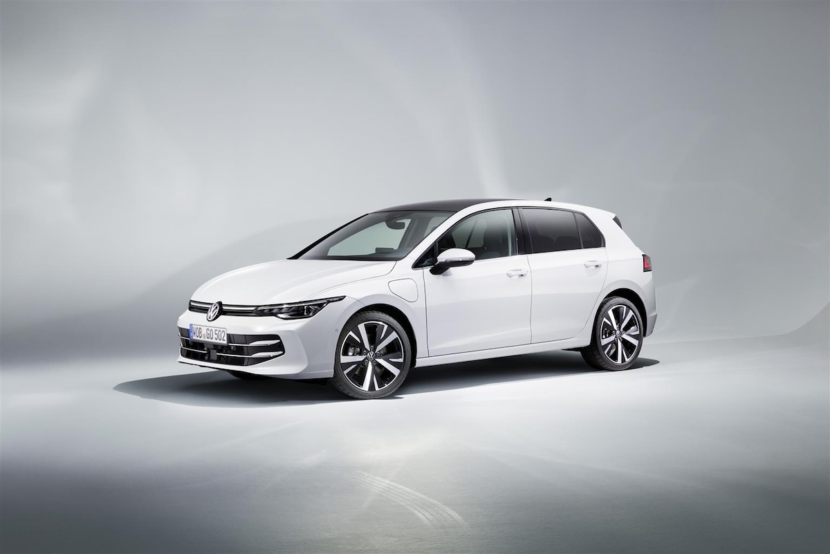Volkswagen celebra i 50 anni della Golf al Salone Auto e Moto d’Epoca 2024
