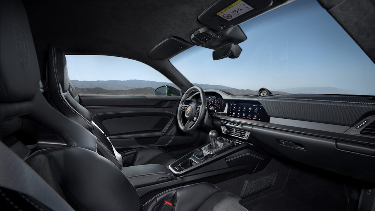 Porsche nuova 911 GT3: la sportiva estrema si rinnova con pacchetti Weissach e Touring Porsche nuova 911 GT3: la sportiva estrema si rinnova con pacchetti Weissach e Touring
