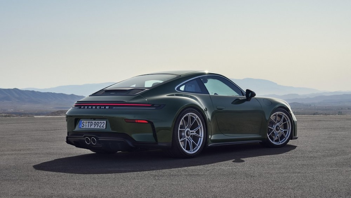 Porsche nuova 911 GT3: la sportiva estrema si rinnova con pacchetti Weissach e Touring Porsche nuova 911 GT3: la sportiva estrema si rinnova con pacchetti Weissach e Touring