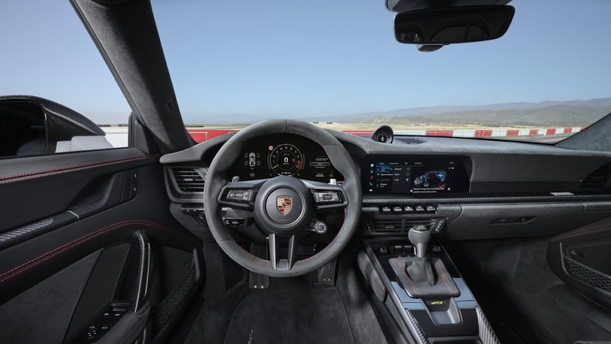 Porsche nuova 911 GT3: la sportiva estrema si rinnova con pacchetti Weissach e Touring Porsche nuova 911 GT3: la sportiva estrema si rinnova con pacchetti Weissach e Touring