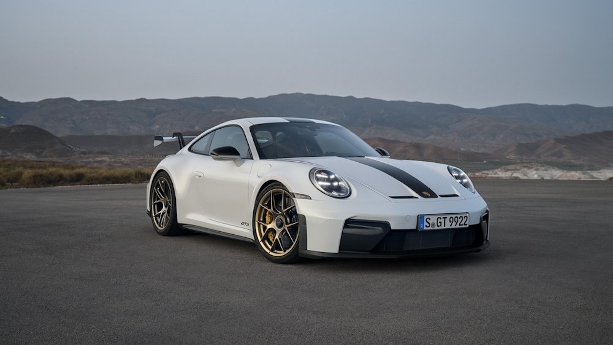 Porsche nuova 911 GT3: la sportiva estrema si rinnova con pacchetti Weissach e Touring Porsche nuova 911 GT3: la sportiva estrema si rinnova con pacchetti Weissach e Touring
