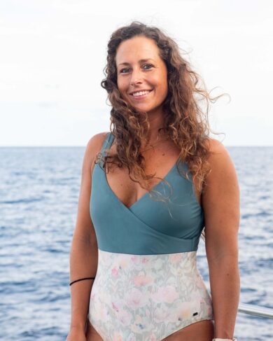 Dalla laurea in Giurisprudenza alla tavola da surf: chi era Giulia Manfrini, l’italiana uccisa da un pesce spada