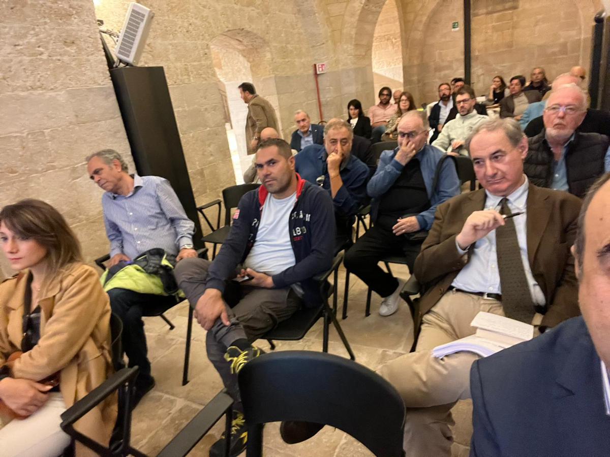 AI – Opportunità, Rischi e Questioni Etiche. Canosa, Museo dei Vescovi