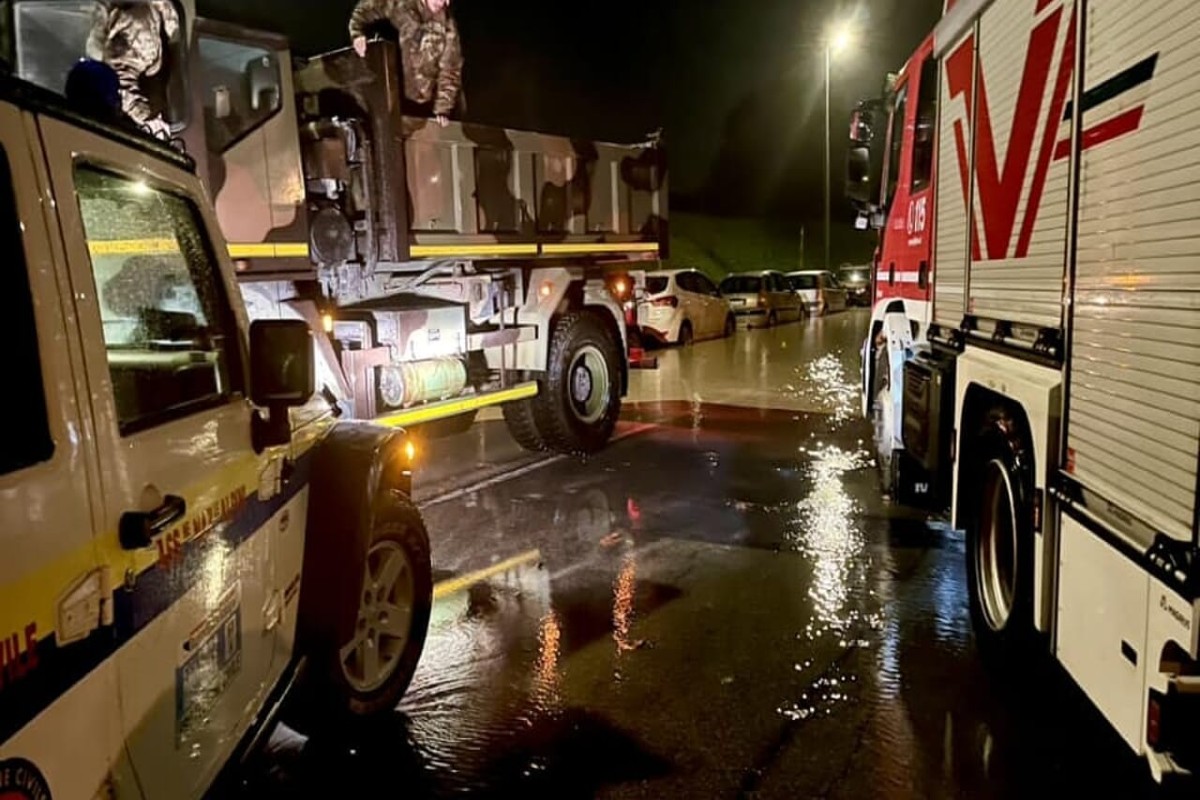 Alluvione in Emilia Romagna, un morto e 3 mila evacuati. Scuole e atenei chiusi a Bologna Alluvione in Emilia Romagna, un morto e 3 mila evacuati. Scuole e atenei chiusi a Bologna