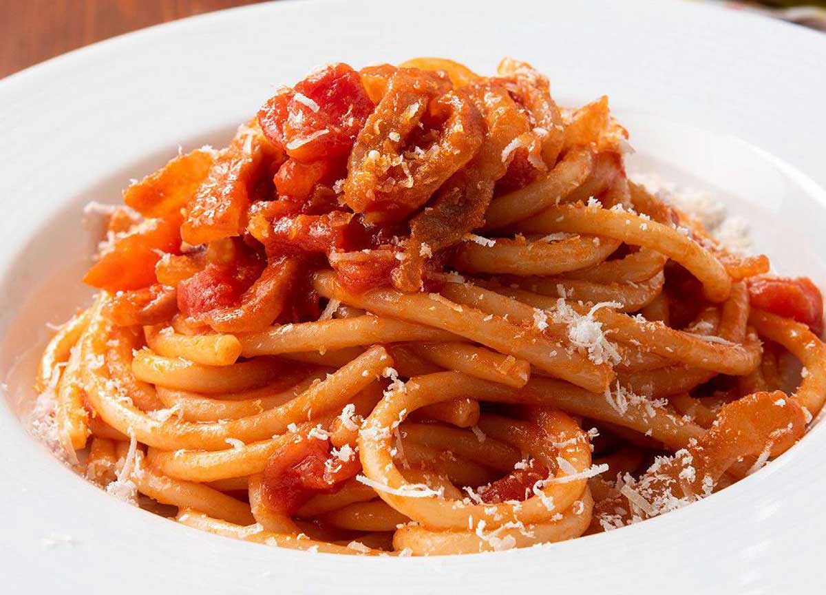 Spaghetti alla carbonara, lasagne, al pomodoro e “alle vongole”: la classifica delle paste più amate al mondo. L’amatriciana arretra Spaghetti alla carbonara, lasagne, al pomodoro e “alle vongole”: la classifica delle paste più amate al mondo. L’amatriciana arretra
