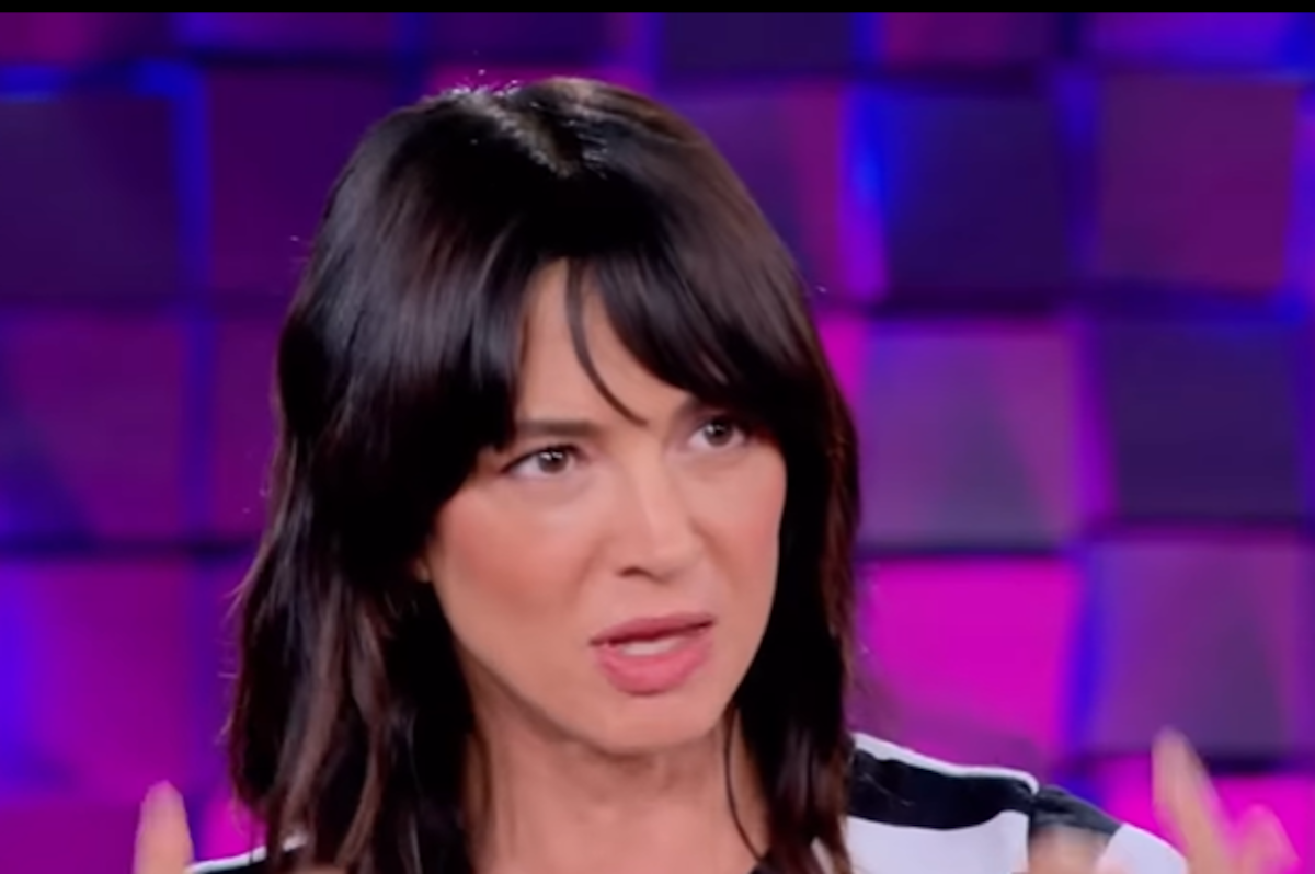 Asia Argento attacca Morgan sullo stalking ad Angelica Schiatti: “Era ossessionato da questa ragazza” Asia Argento attacca Morgan sullo stalking ad Angelica Schiatti: “Era ossessionato da questa ragazza”