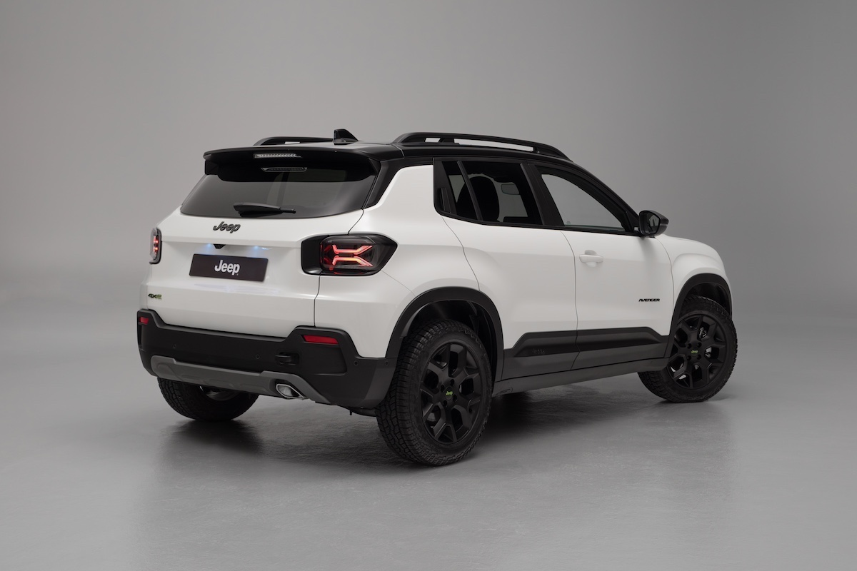 Jeep Avenger 4xe The North Face Edition: avventura e sostenibilità in una Edizione Limitata Jeep Avenger 4xe The North Face Edition: avventura e sostenibilità in una Edizione Limitata
