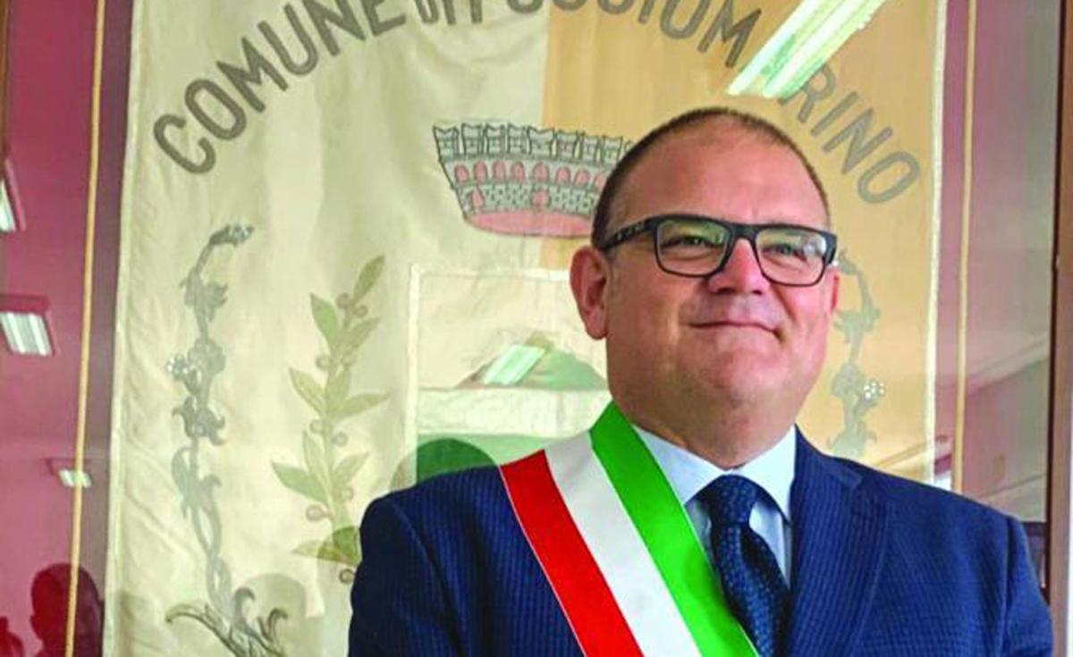 Poggiomarino, voto di scambio tra politica e camorra: arrestato il sindaco Poggiomarino, voto di scambio tra politica e camorra: arrestato il sindaco