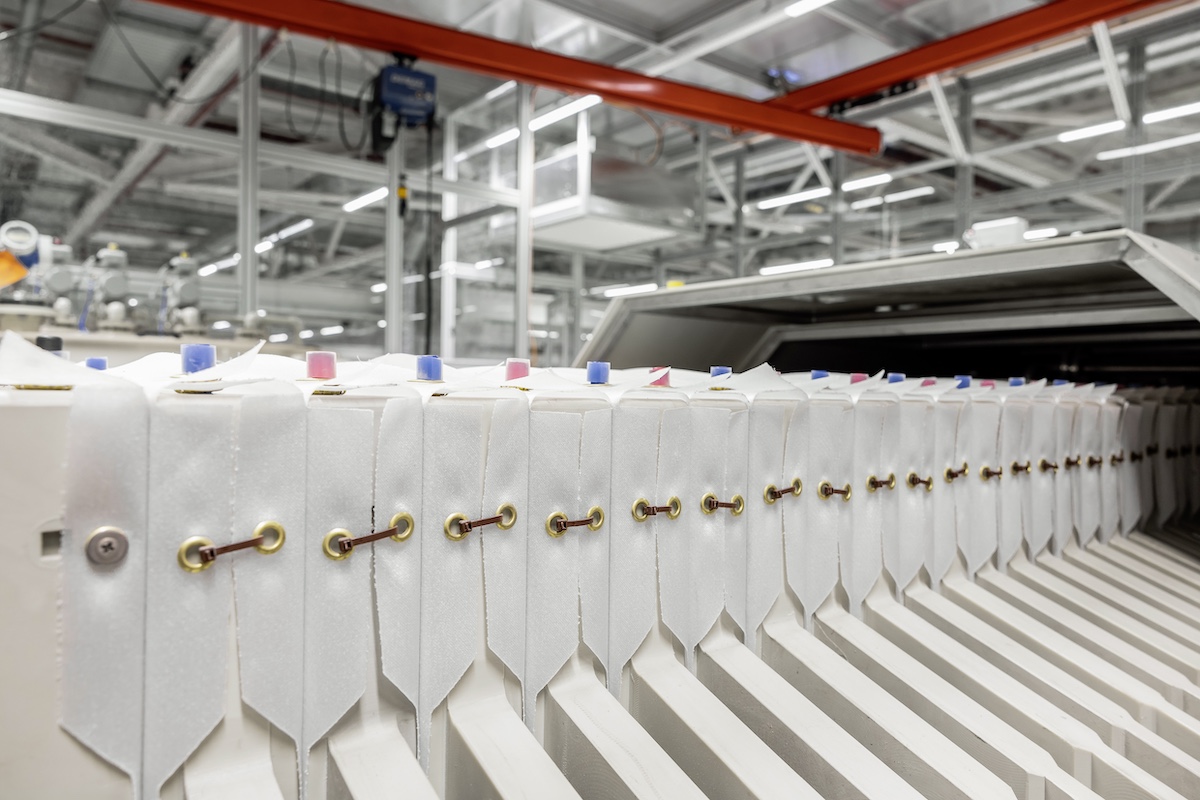 Mercedes-Benz: nuova fabbrica di riciclaggio batterie a Kuppenheim per la crescita sostenibile Mercedes-Benz: nuova fabbrica di riciclaggio batterie a Kuppenheim per la crescita sostenibile