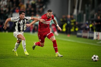 Juventus, è Thiago Motta o Allegri? Guardate bene! I social (post Stoccarda) si scatenano contro i bianconeri. I meme