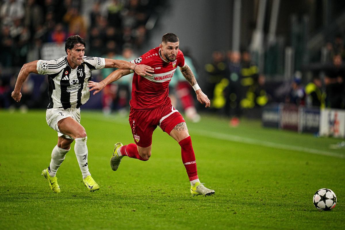 Juventus a pezzi contro l’Inter (3 ko pesanti) e Vlahovic ‘dimenticato’: i guai di Thiago Motta. E il titolo va giù a Piazza Affari Juventus a pezzi contro l’Inter (3 ko pesanti) e Vlahovic ‘dimenticato’: i guai di Thiago Motta. E il titolo va giù a Piazza Affari