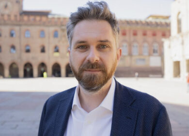 Anci, nella sfida tra Manfredi (Napoli) e Lo Russo (Torino) spunta Lepore, sindaco di Bologna. Inside