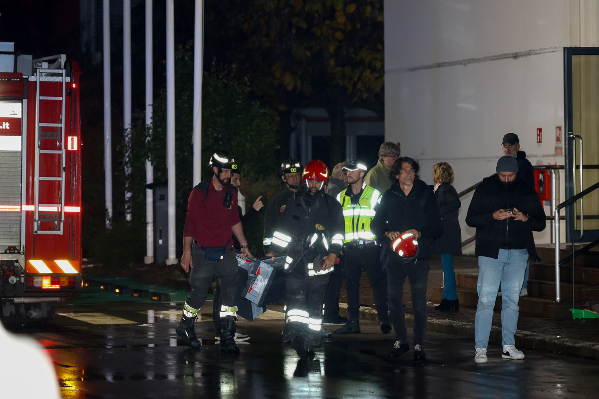 Bologna, inchiesta sull’esplosione della fabbrica Toyota: sospesa l’attività. Che cosa sappiamo sulle cause dietro l’incidente