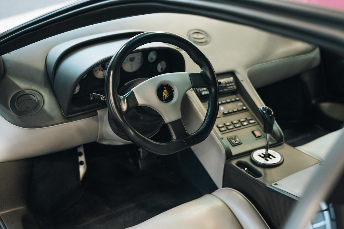 Lamborghini a Auto e Moto d’Epoca 2024: il fascino della Miura S e della Diablo SE in mostra a Bologna Lamborghini a Auto e Moto d’Epoca 2024: il fascino della Miura S e della Diablo SE in mostra a Bologna