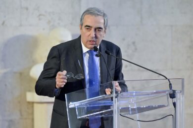 Manovra, Gasparri (FI) ad Affaritaliani.it: “Andare all’assalto dei colossi del web, autentici banditi fiscali”