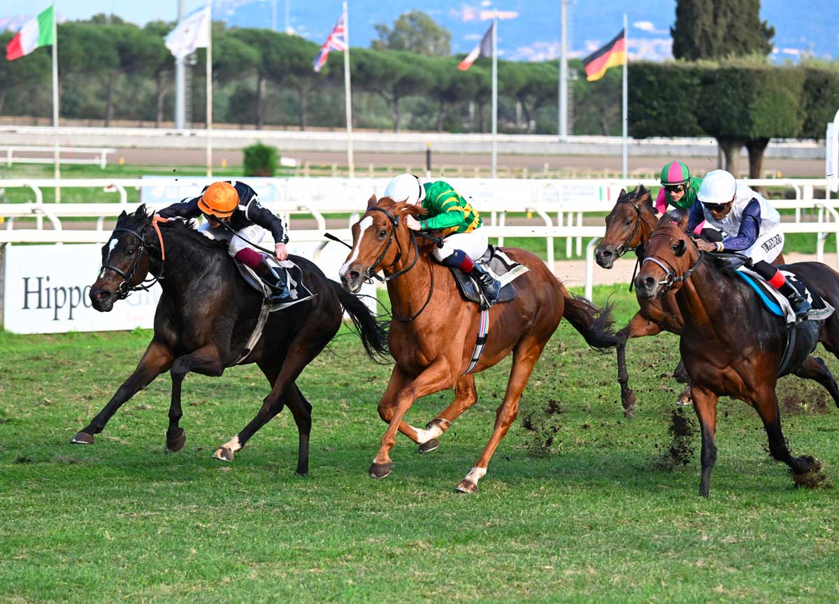 Max Allegri fa festa a Capannelle nel Roma Champions Day. Mr Darcy trionfa nel Ribot, Petit Marin vince il Premio Roma