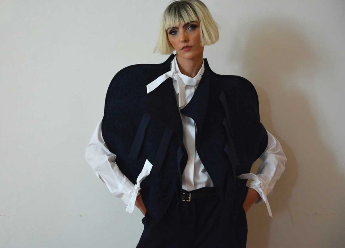 La donna moderna ed elegante si veste col cuore. La nuova collezione di Vittorio Camaiani sfila a Palazzo Colonna La donna moderna ed elegante si veste col cuore. La nuova collezione di Vittorio Camaiani sfila a Palazzo Colonna
