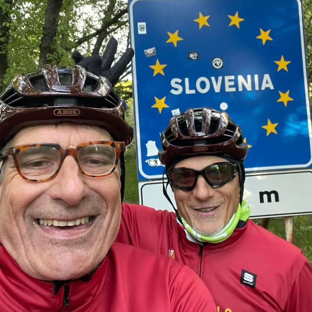 La Via della Seta in bicicletta: da Venezia a Pechino in soli 100 giorni, la grande impresa di un ciclista 63enne La Via della Seta in bicicletta: da Venezia a Pechino in soli 100 giorni, la grande impresa di un ciclista 63enne