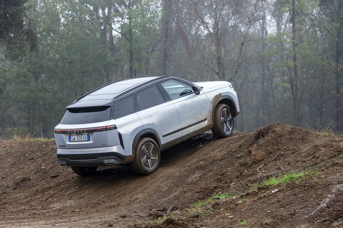 JAECOO 7 arriva in Italia: il SUV urbano di Chery con design elegante e tecnologia all’avanguardia JAECOO 7 debutta in Italia: JAECOO 7 arriva in Italia: il SUV urbano di Chery con design elegante e tecnologia all’avanguardia JAECOO 7 debutta in Italia: