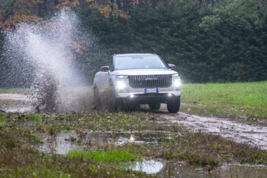 JAECOO 7 arriva in Italia: il SUV urbano di Chery con design elegante e tecnologia all’avanguardia JAECOO 7 debutta in Italia: