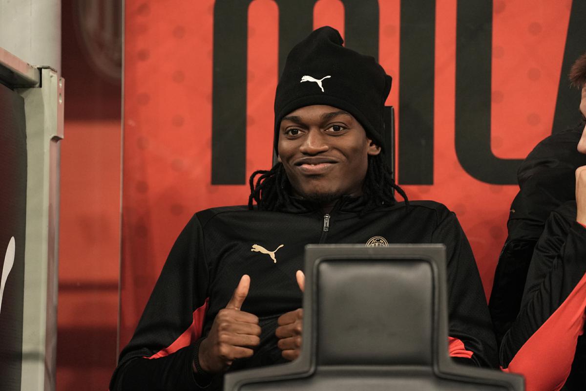 Salvate il soldato Leao (parte II): crisi Milan, “turnover per spronarlo, ma senza arrivare al masochismo” Salvate il soldato Leao (parte II): crisi Milan, “turnover per spronarlo, ma senza arrivare al masochismo”