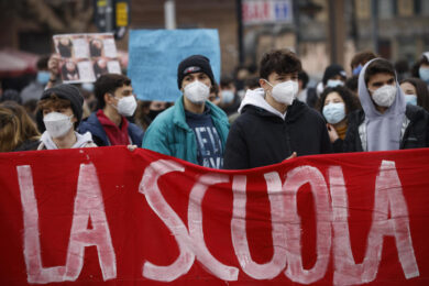 Scuola, oggi sciopero generale: stop di 24 ore di docenti e personale
