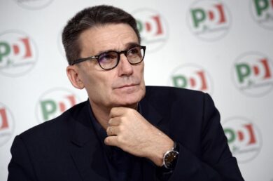 Italo Bocchino e la cena galeotta e segreta con la storica Michela Ponzani: “E presenterò pure il mio libro ai suoi studenti”