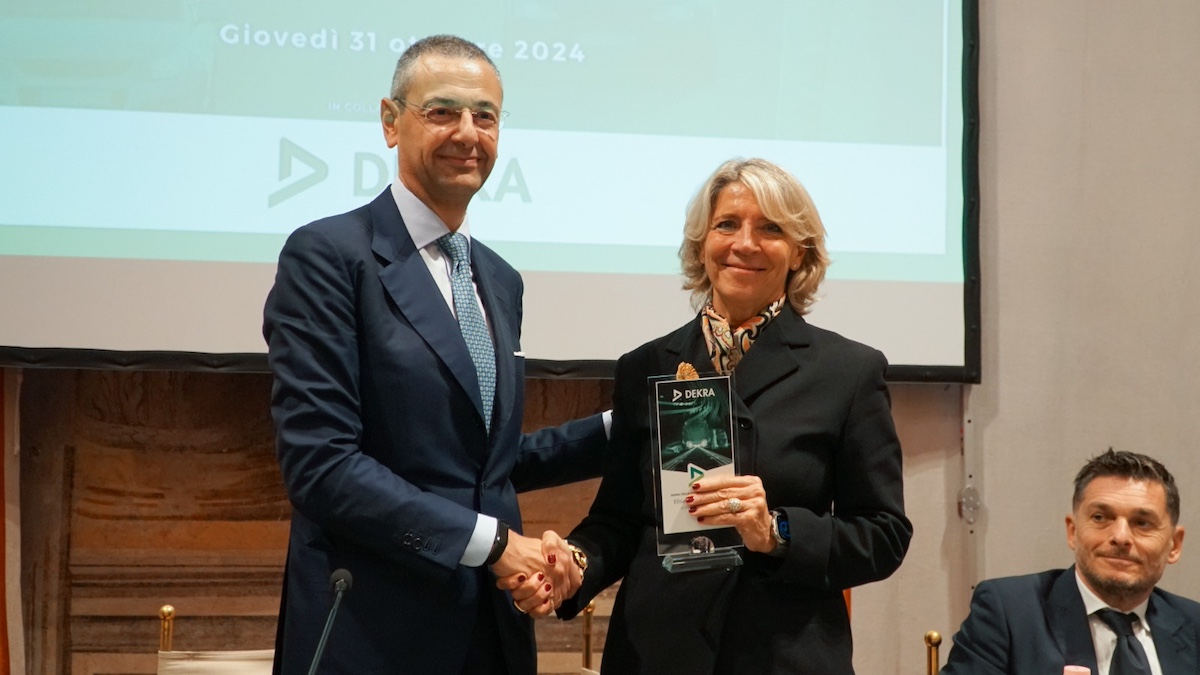 Rapporto DEKRA 2024: tecnologie e infrastrutture intelligenti per una sicurezza stradale avanzata Rapporto DEKRA 2024: tecnologie e infrastrutture intelligenti per una sicurezza stradale avanzata