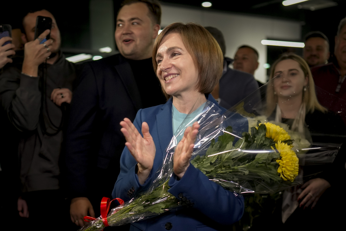 Moldova, vince l’europeista Sandu: rieletta presidente. Esulta Zelensky: “Segno di speranza per il futuro” Moldova, vince l’europeista Sandu: rieletta presidente. Esulta Zelensky: “Segno di speranza per il futuro”