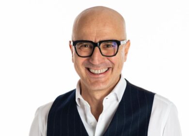 Esselunga chiude prima la sera, Senna (Fi): “Milano non è sicura, ma il motivo è economico”