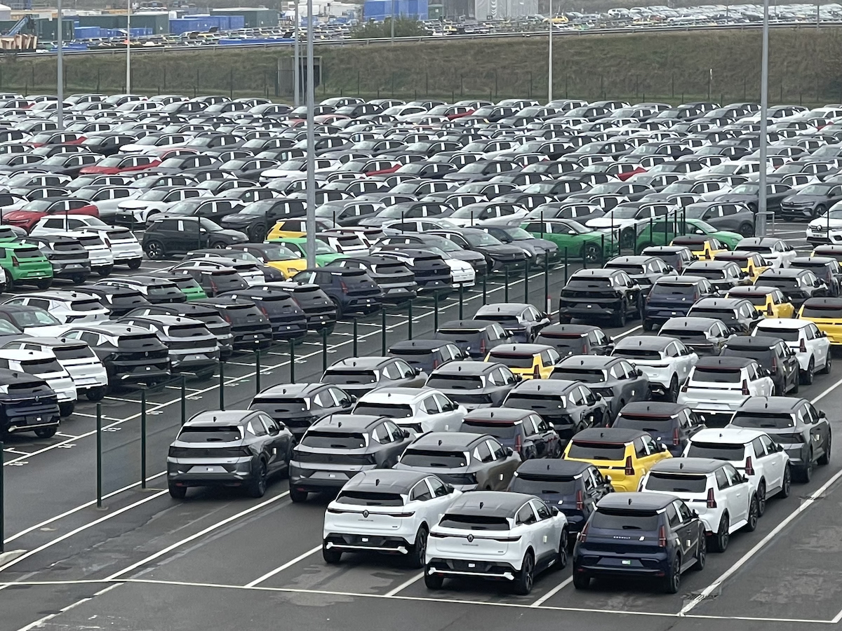 Mercato auto Italia ottobre 2024: flessione del 9,1% e impatto sulle previsioni future Mercato auto Italia ottobre 2024: flessione del 9,1% e impatto sulle previsioni future