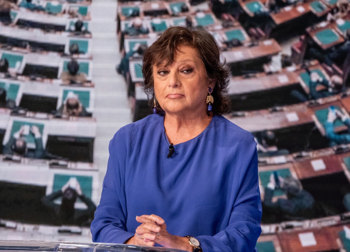 Roma, la Lega manda i quadri a scuola. Arriva il corso di aggiornamento per gli amministratori locali. I docenti