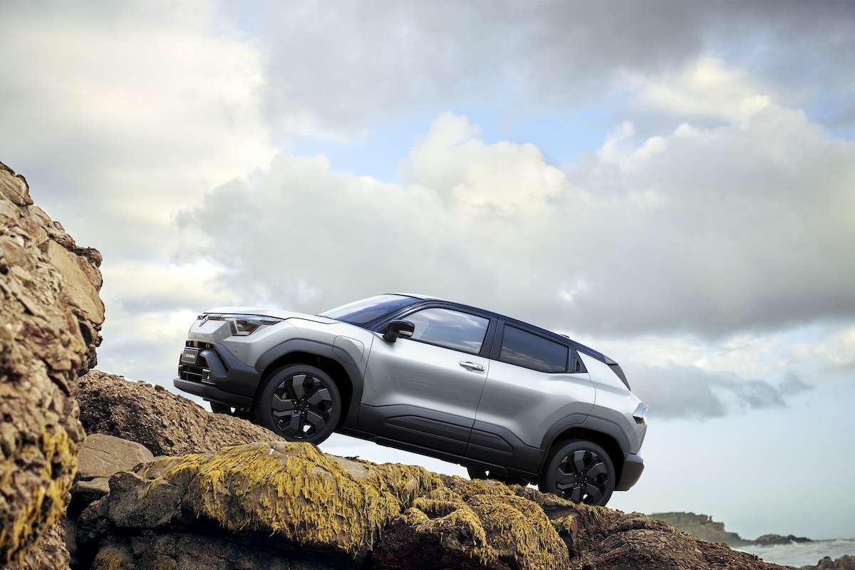 Suzuki presenta VITARA: Il primo SUV 100% elettrico arriva in Europa Suzuki presenta VITARA: Il primo SUV 100% elettrico arriva in Europa