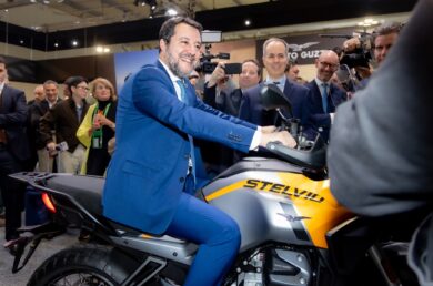 Fontana e Salvini ad Eicma: “Contro le follie ideologiche del tutto elettrico”