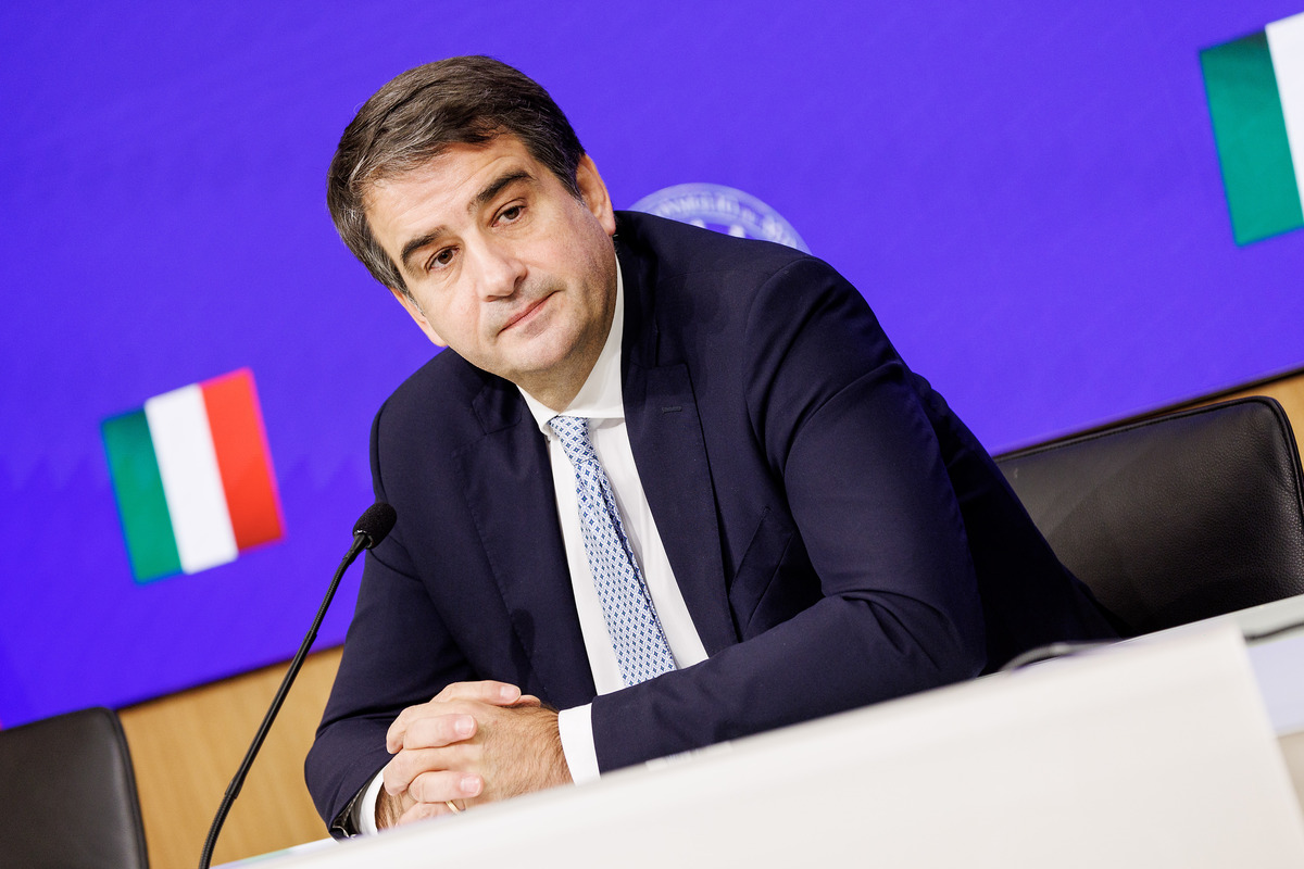 Fitto a Bruxelles, ecco come la Meloni vuole redistribuire le deleghe Fitto a Bruxelles, ecco come la Meloni vuole redistribuire le deleghe