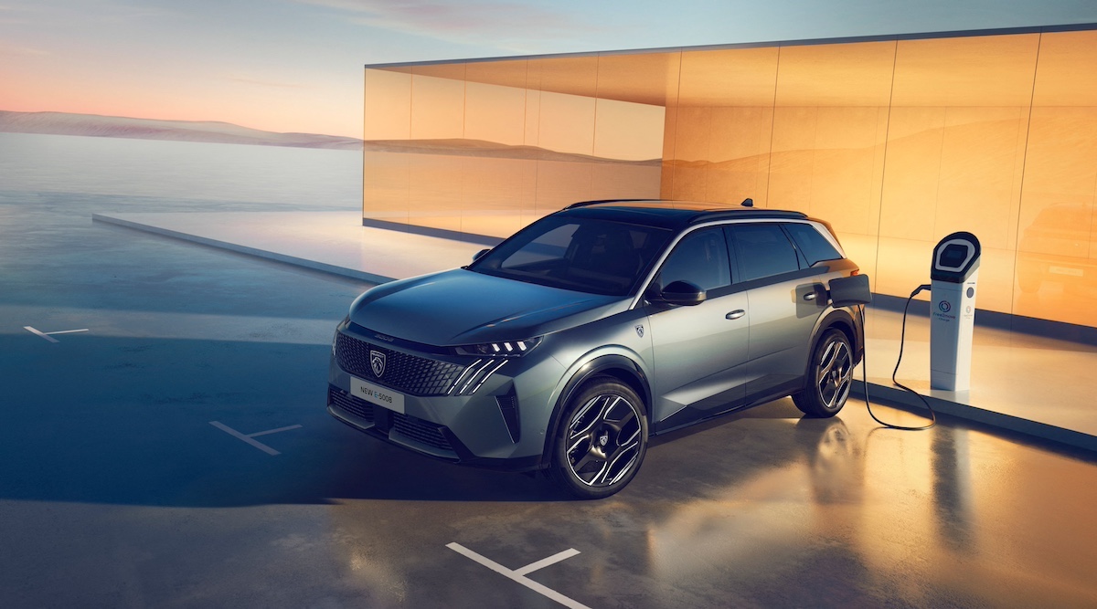 Italia e auto elettriche: mercato in stallo e sfide per il futuro del BEV Italia e auto elettriche: mercato in stallo e sfide per il futuro del BEV