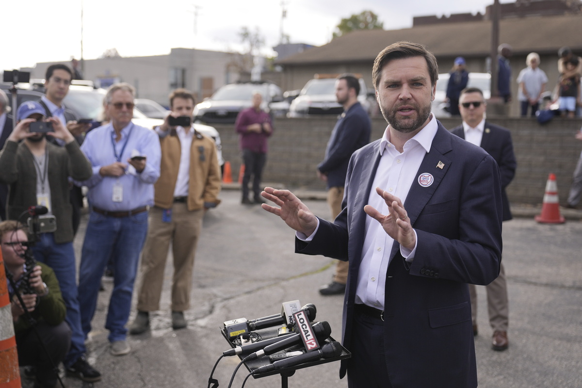 Chi è JD Vance e perché non è un semplice vice di Trump. Niente aborti, deportazione immigrati e basta soldi all’Ucraina Chi è JD Vance e perché non è un semplice vice di Trump. Niente aborti, deportazione immigrati e basta soldi all’Ucraina
