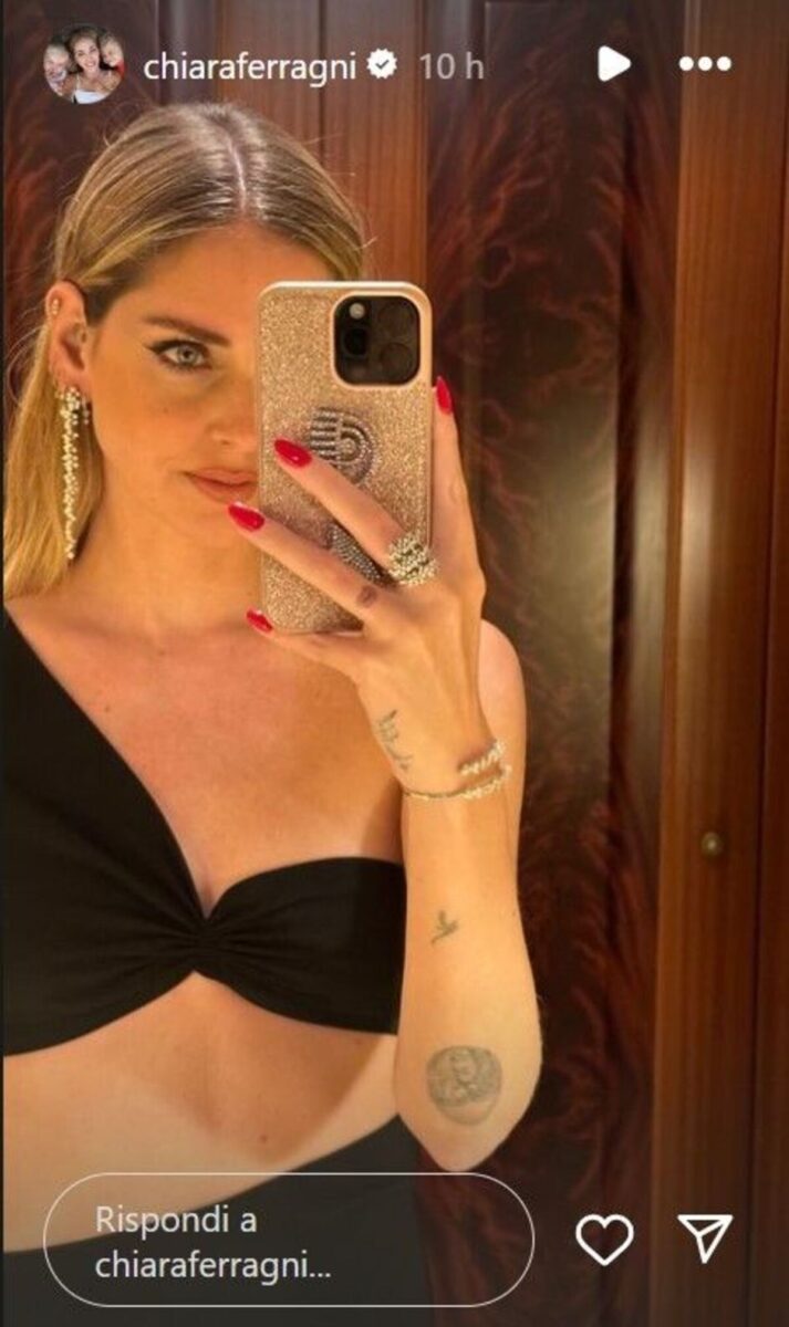 Selvaggia Lucarelli non molla Chiara Ferragni: “Solidale con Valencia? Poi però posta la borsa di lusso in coccodrillo” Selvaggia Lucarelli non molla Chiara Ferragni: “Solidale con Valencia? Poi però posta la borsa di lusso in coccodrillo”
