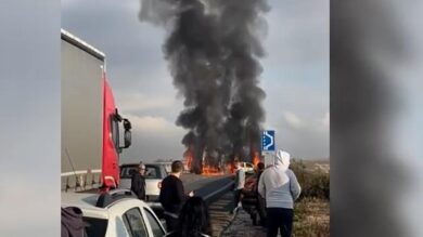 Bari: assalto a portavalori. Auto in fiamme | video