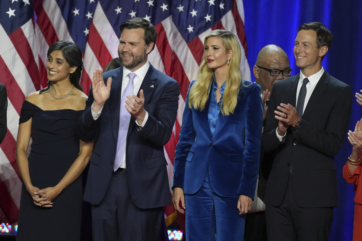 Chi è JD Vance e perché non è un semplice vice di Trump. Niente aborti, deportazione immigrati e basta soldi all’Ucraina Chi è JD Vance e perché non è un semplice vice di Trump. Niente aborti, deportazione immigrati e basta soldi all’Ucraina