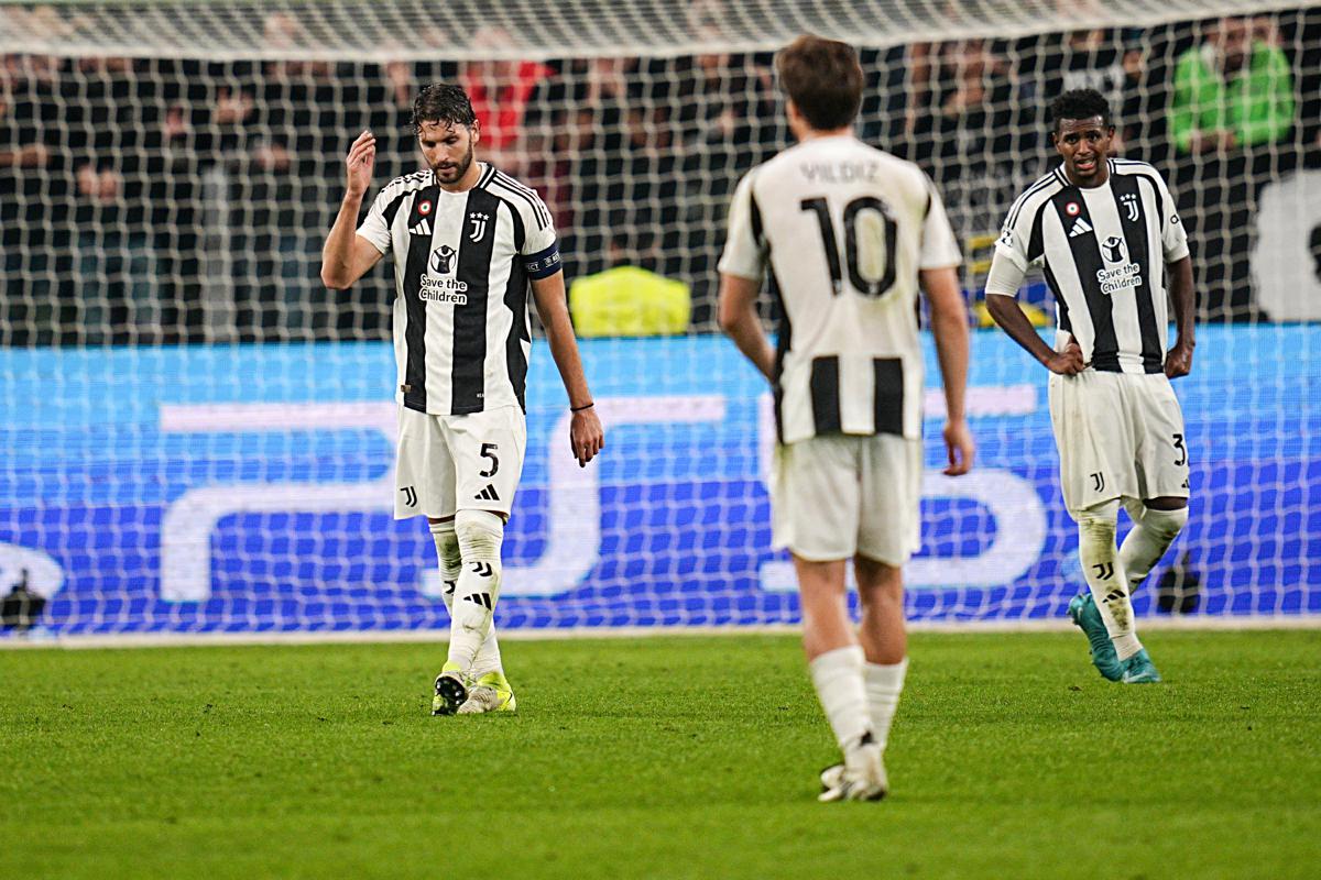 Juventus, sprofondo rosso: buco da 199 mln. Ira dei piccoli azionisti Juventus, sprofondo rosso: buco da 199 mln. Ira dei piccoli azionisti