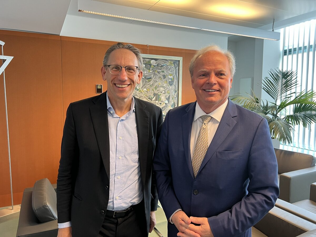 Scholz silura Lindner e dà fiducia a Joerg Kukies: ecco chi è il nuovo ministro delle Finanze tedesco Scholz silura Lindner e dà fiducia a Joerg Kukies: ecco chi è il nuovo ministro delle Finanze tedesco