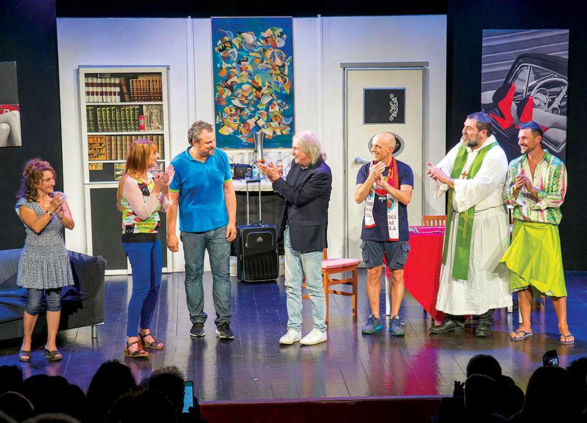 La Passione Giallorossa torna sul palco: Nozze di Rame… forse al Teatro Garbatella con le voci di Patrick Von Bruck e Carlo Zampa La Passione Giallorossa torna sul palco: Nozze di Rame… forse al Teatro Garbatella con le voci di Patrick Von Bruck e Carlo Zampa