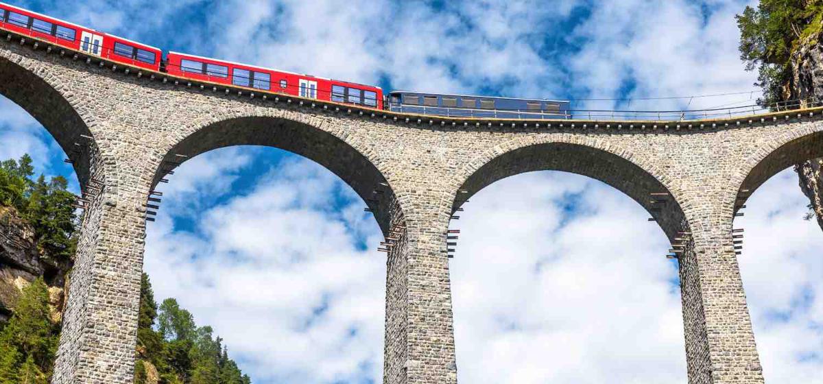 Svizzera chiama Puglia: Natale tra mercatini, treni e San Nicola Svizzera chiama Puglia: Natale tra mercatini, treni e San Nicola
