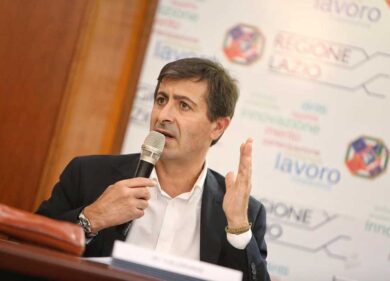Regione Lazio: “In 21 mesi di Giunta Rocca solo scandali, scivoloni e lotte intestine. Ora l’ennesima spartizione di potere”