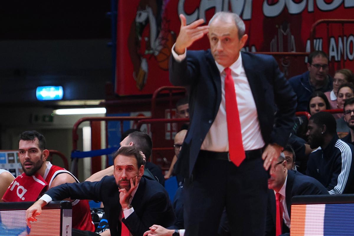 Olimpia Milano come… il Milan: Real Madrid ko anche al Forum. Dimitrijevic e Mannion, che lampi. LeDay Mvp Olimpia Milano come… il Milan: Real Madrid ko anche al Forum. Dimitrijevic e Mannion, che lampi. LeDay Mvp
